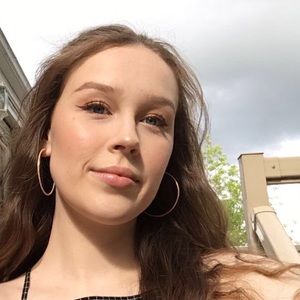 Meet your Posher, Chelcea